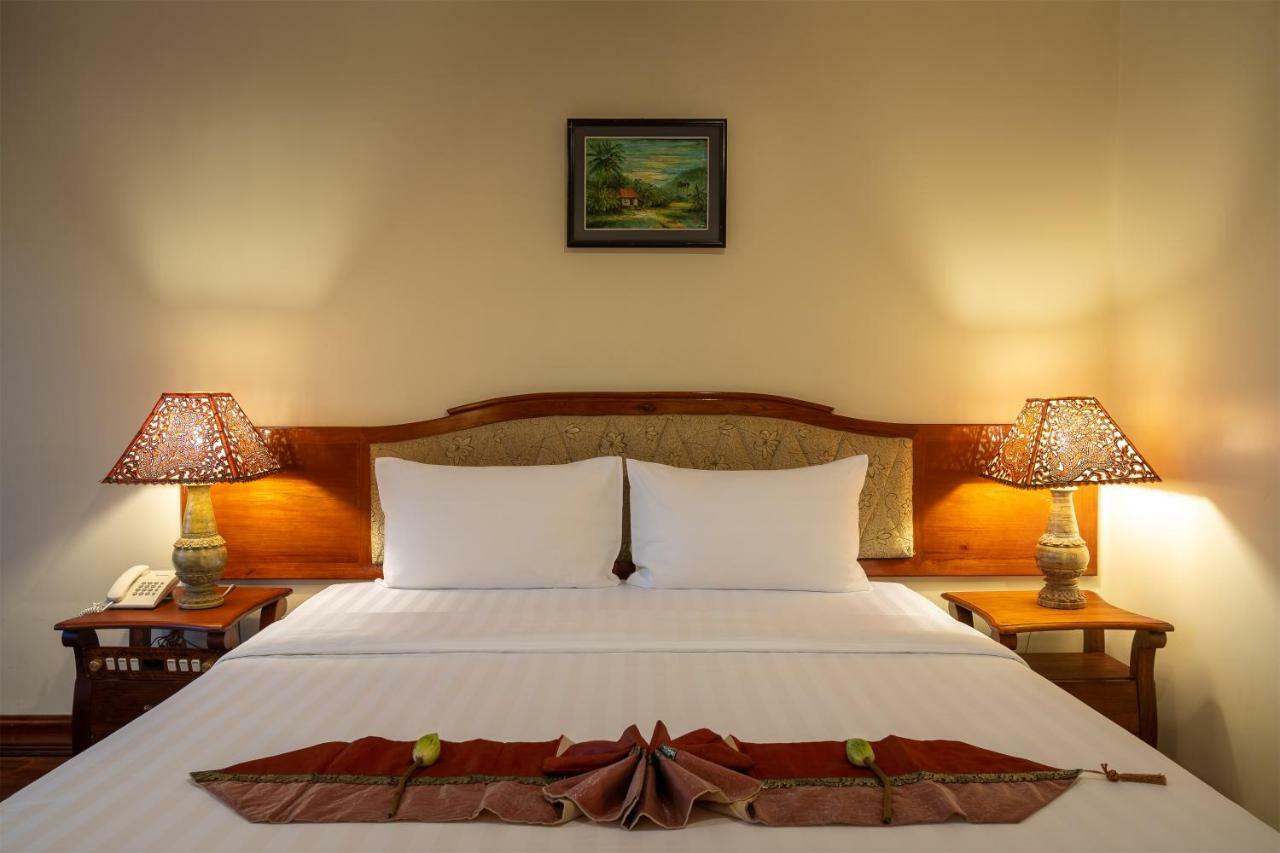 Dragon Royal Angkor Otel Siem Reap Dış mekan fotoğraf