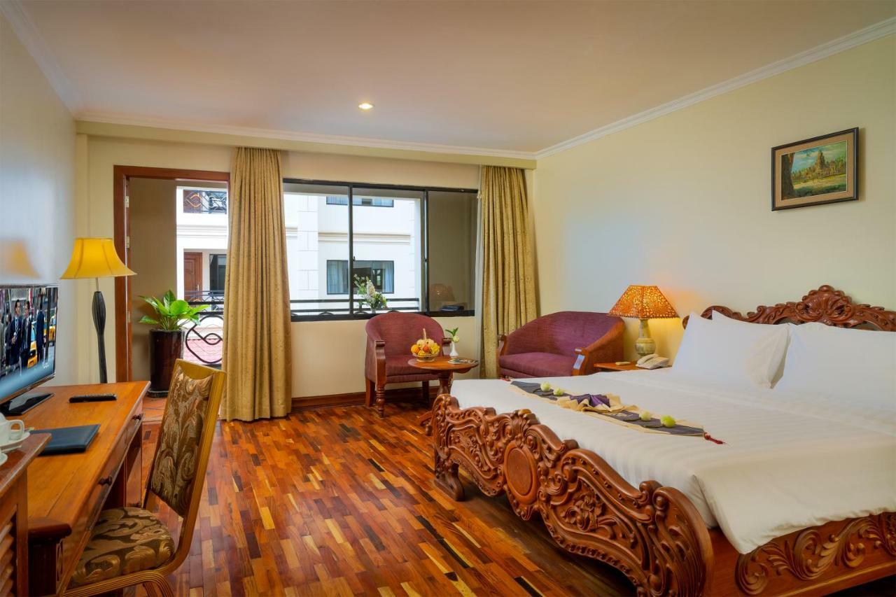 Dragon Royal Angkor Otel Siem Reap Dış mekan fotoğraf