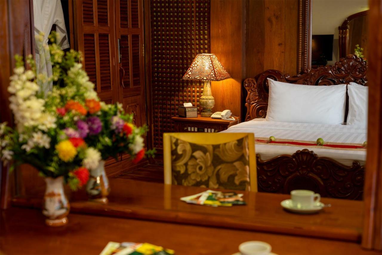 Dragon Royal Angkor Otel Siem Reap Dış mekan fotoğraf