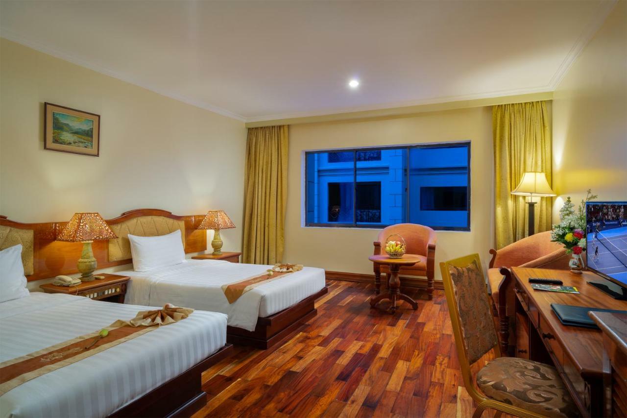 Dragon Royal Angkor Otel Siem Reap Dış mekan fotoğraf