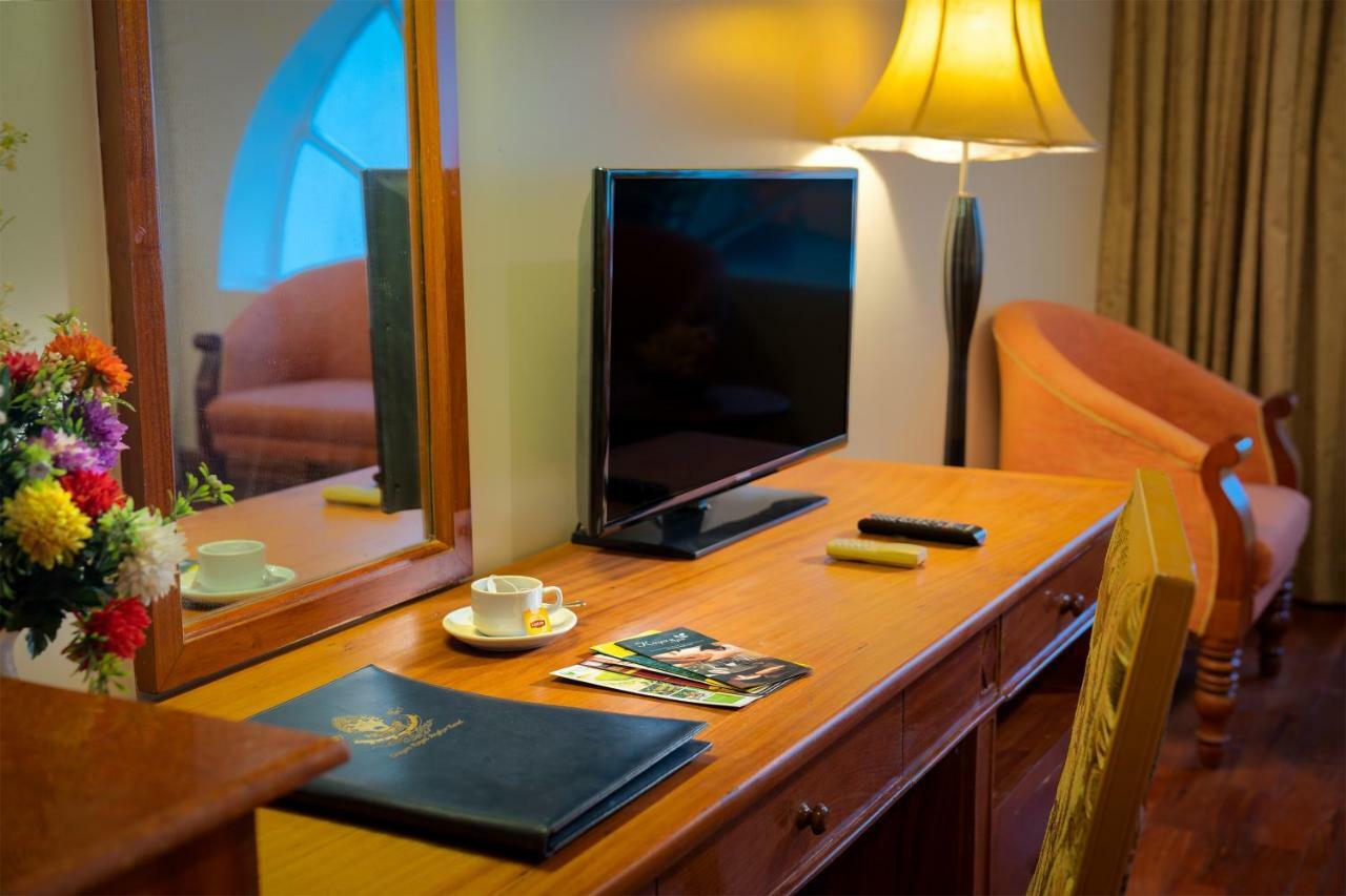 Dragon Royal Angkor Otel Siem Reap Dış mekan fotoğraf