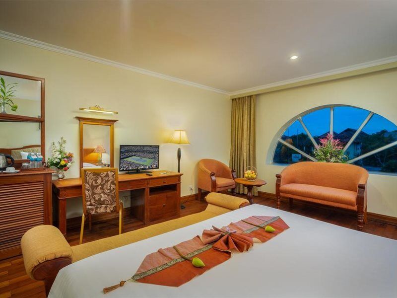 Dragon Royal Angkor Otel Siem Reap Dış mekan fotoğraf