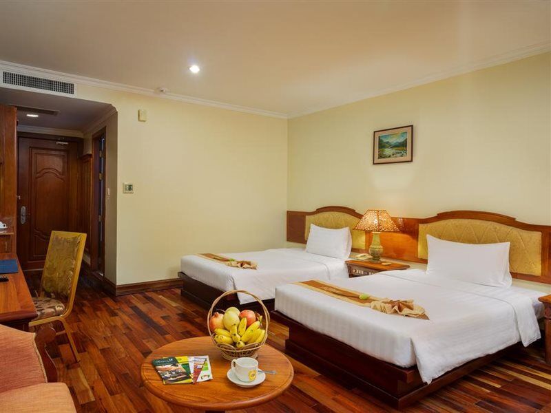 Dragon Royal Angkor Otel Siem Reap Dış mekan fotoğraf