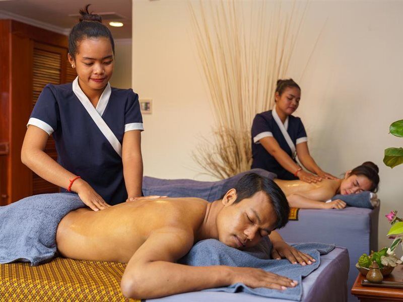 Dragon Royal Angkor Otel Siem Reap Dış mekan fotoğraf